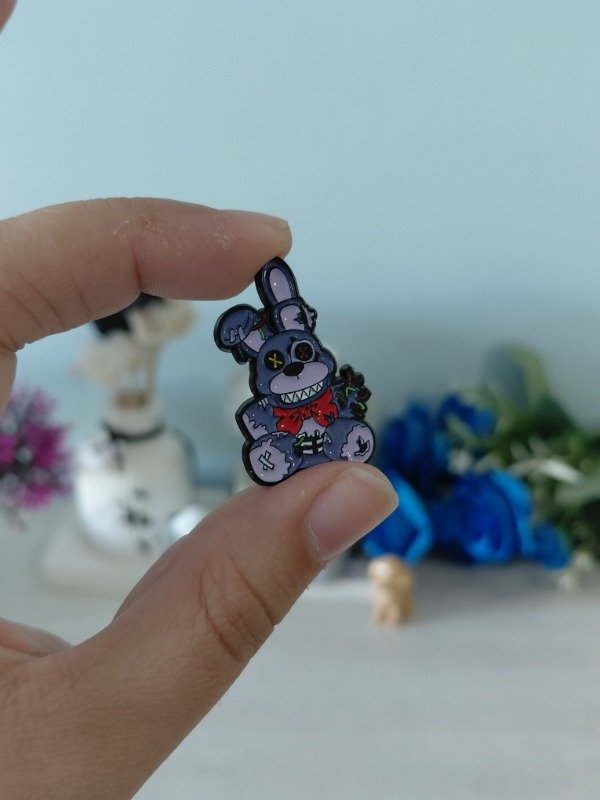 Producto - Pin metalizado - Five Nights at Freddy's #0299