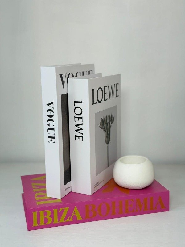 Producto - Libro decorativo 16x3x24 cm