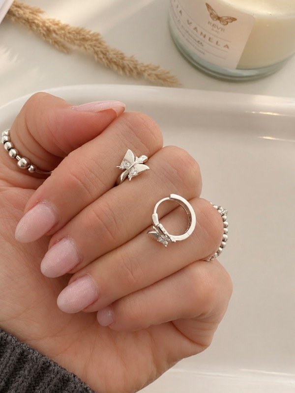 Producto - ARGOLLAS MARIPOSAS