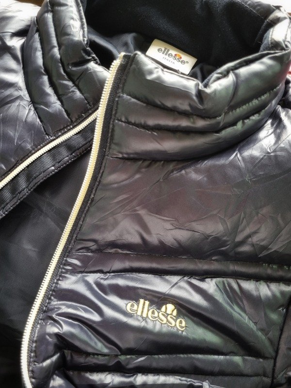 Producto - Campera Ellesse