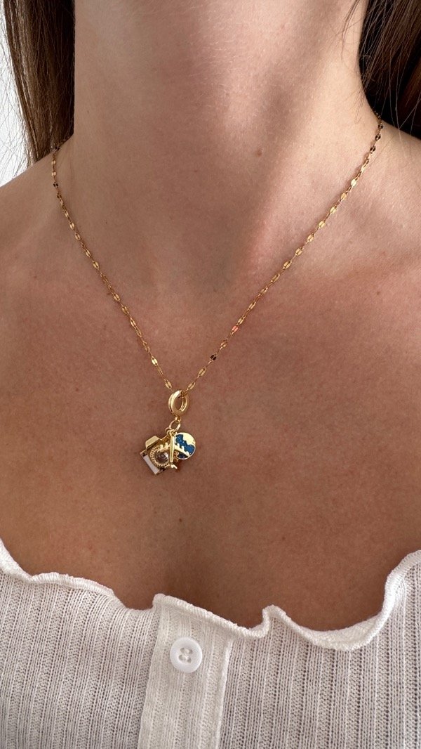 Producto - Collar travel dorado