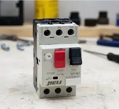 Producto - GUARDAMOTOR JIELI  40 A 63A