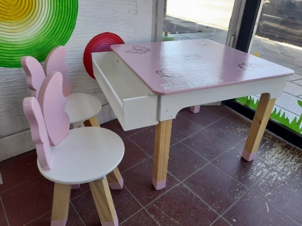 Producto - MESA GUARDAUTILES MARIPOSA/CONEJO CON CAJON LATERAL - 2