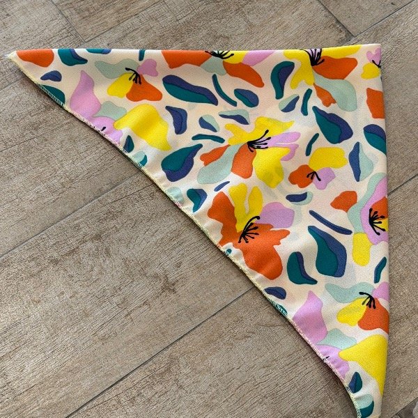 Producto - Pañuelo con amarillo