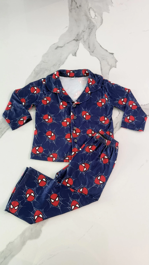 Producto - Pijama camisero niños hombre araña