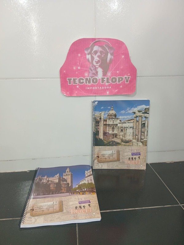 Producto - Cuaderno tapa blanda grande anillado travel  80 hojas