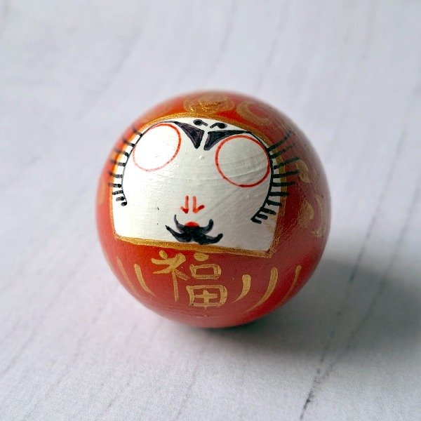 Producto - Daruma Rojo