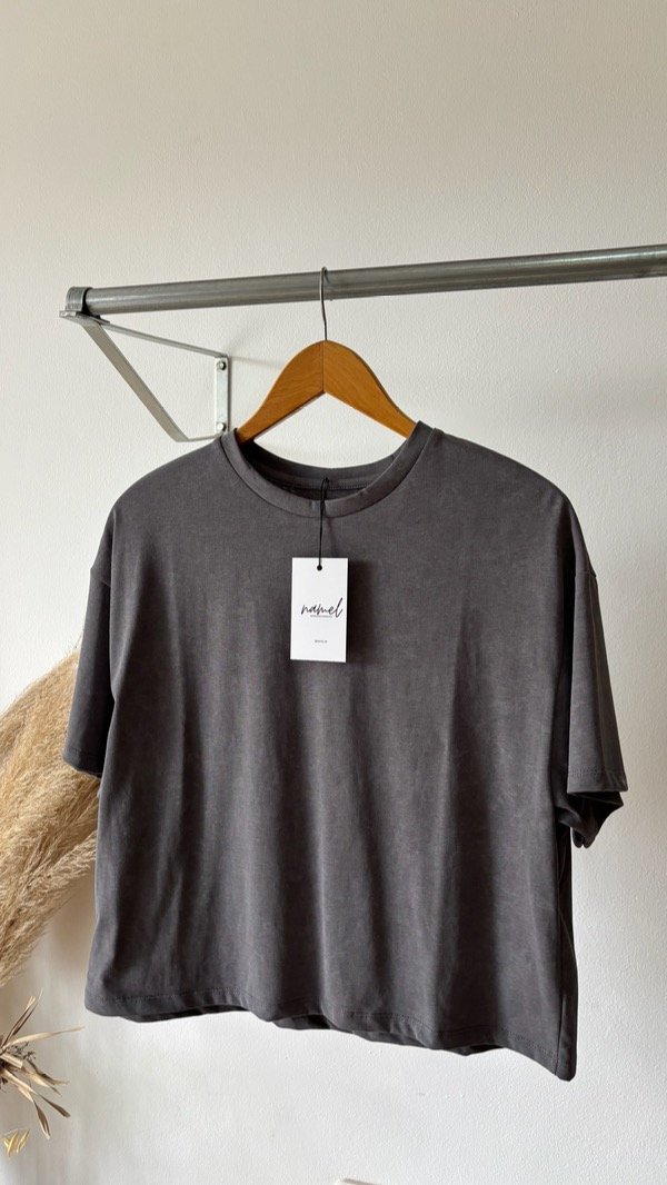 Producto - Remera Almendra