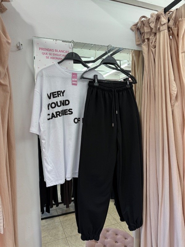 Producto - Joggins babucha negro