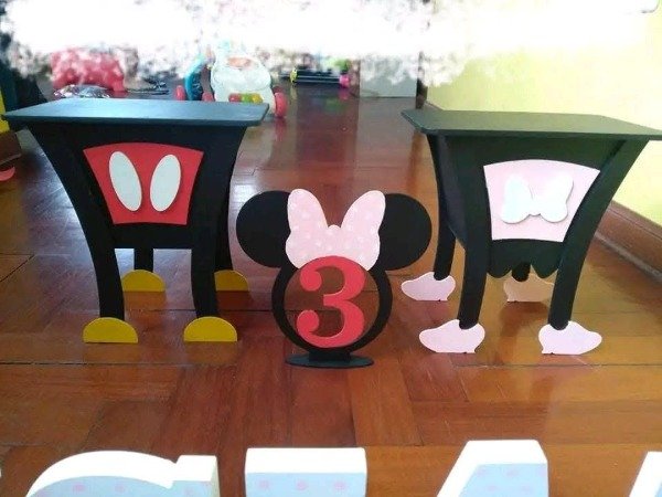 Producto - accesorios mesitas posa torta