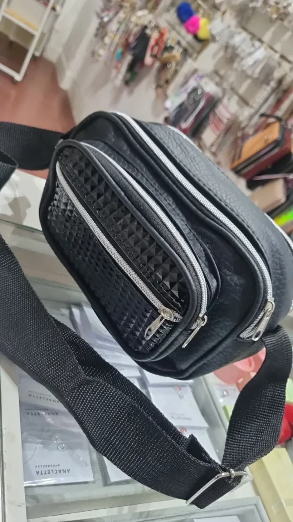 Producto - Bandolera doble cierre y uno frontal amplia acharolada