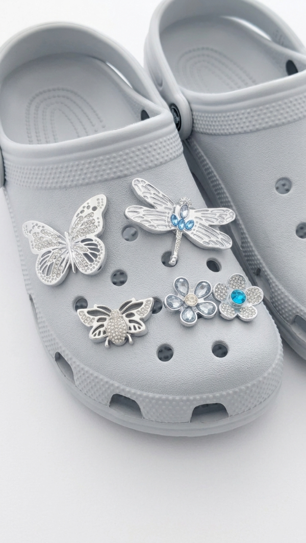 Producto - SET DE PINS LIGHT