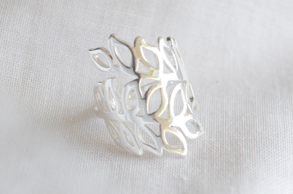 Producto - Anillo hojas acero