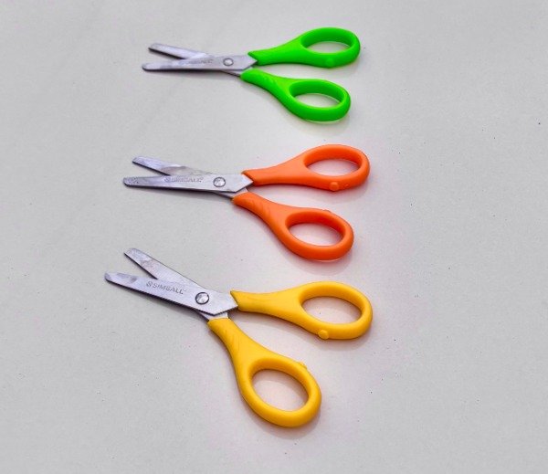 Producto - Tijera escolar 12cm Simball