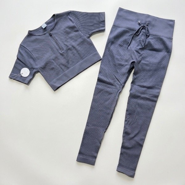 Producto - Conjunto Acanalado Premium Gris T.L/XL - 1