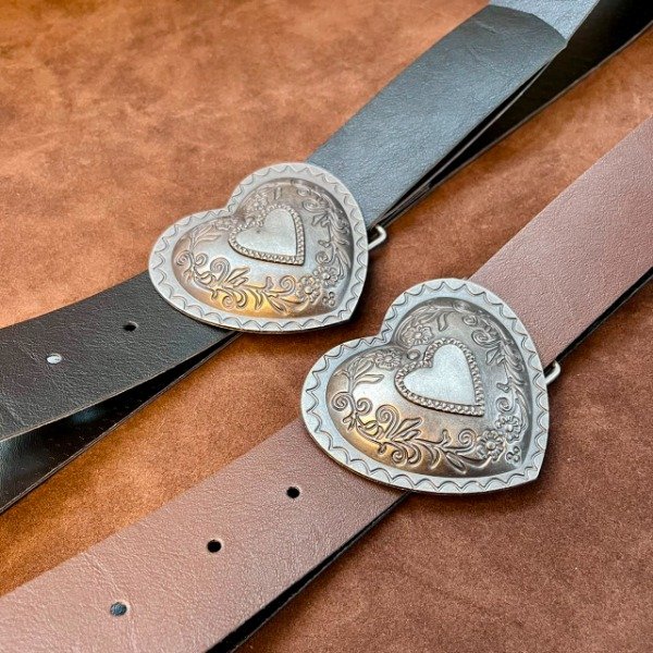 Corazón níquel viejo