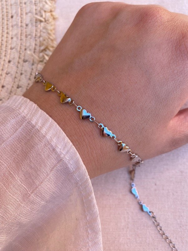 Producto - Pulsera Corazoncitos horizontales A.Q