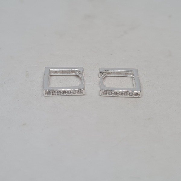Producto - Argolla cuadrada con cubic 8mm - 0