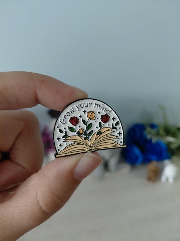 Producto - Pin metalizado - Grow your mind #1770