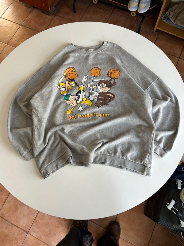 Producto - CrewNeck Victoria Tune Squad (XL)
