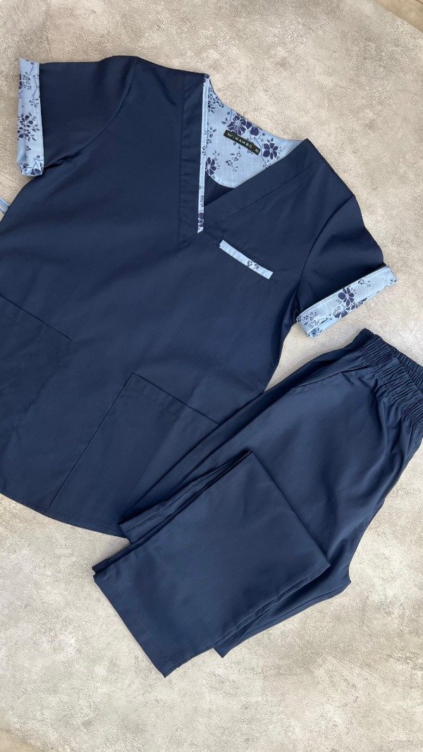 Producto - INDIGO ARCIEL (Azul detalle Flores)