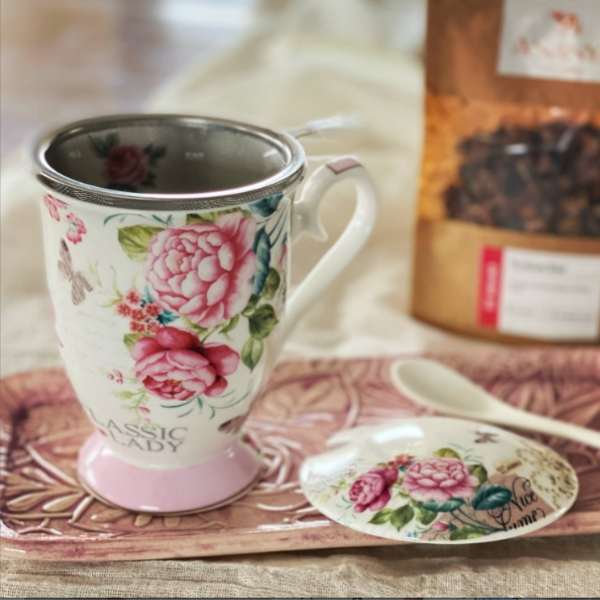 Producto - TAZA DE PORCELANA CON FILTRO Y CUCHARA FLORES ROSAS CLASSIC LADY 300 ML - 0