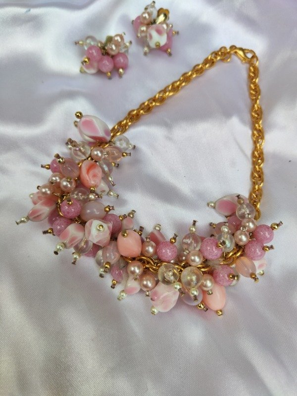 Producto - Set Aros y Collar Rosado