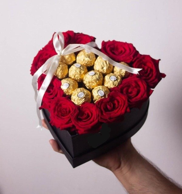Producto - Box Corazon mini/ ferrero