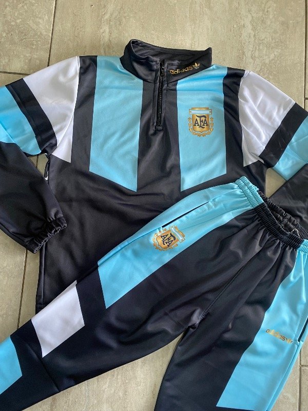 Producto - Conjunto argentina negro Niño EQT - 1