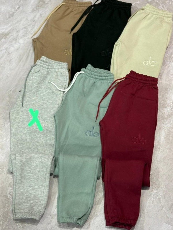 Producto - LINEA AMBAR JOGGER ALO FRIZADO