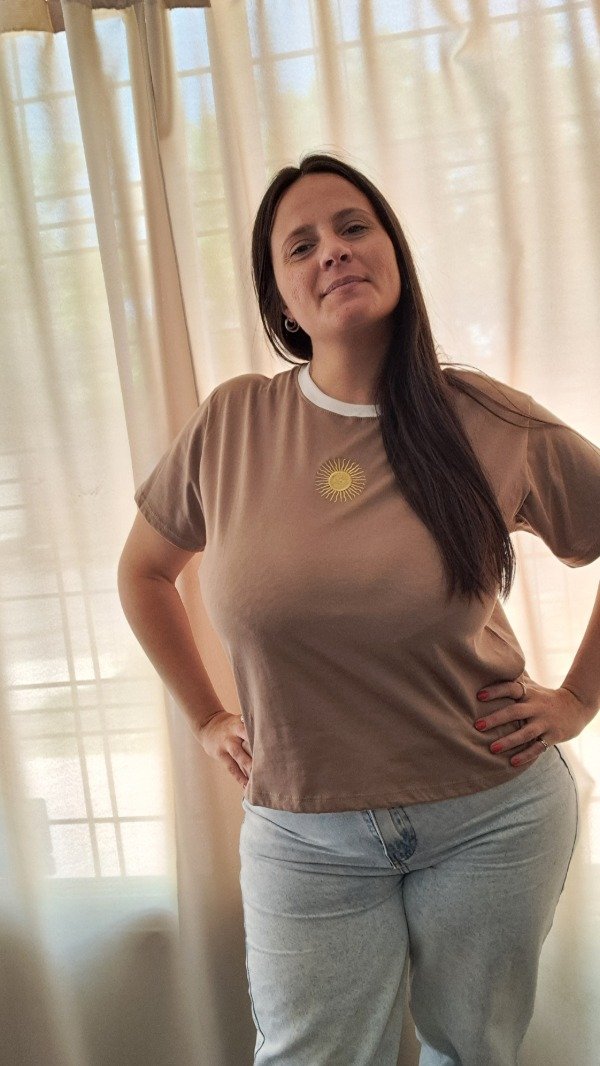 Producto - Remera Argentina Tostado