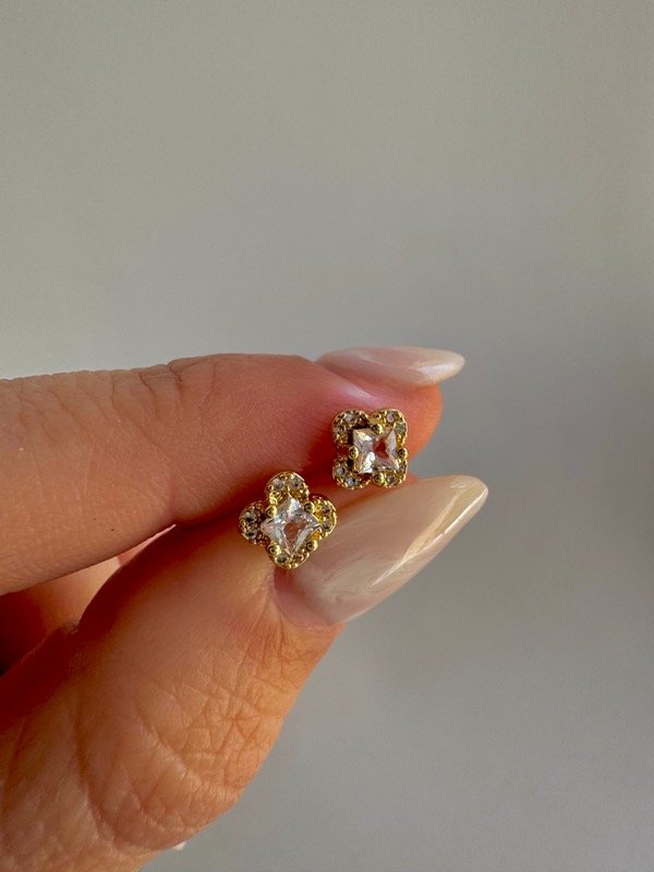 Producto - Aros Pasantes flor Gold