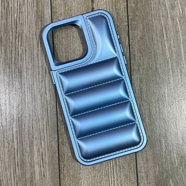 FUNDA PUFFER REFORZADA METÁLICA IPH 15 PRO MAX - Coco Cases