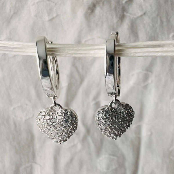 Producto - Argollas Love heart Corazón cristales blancos