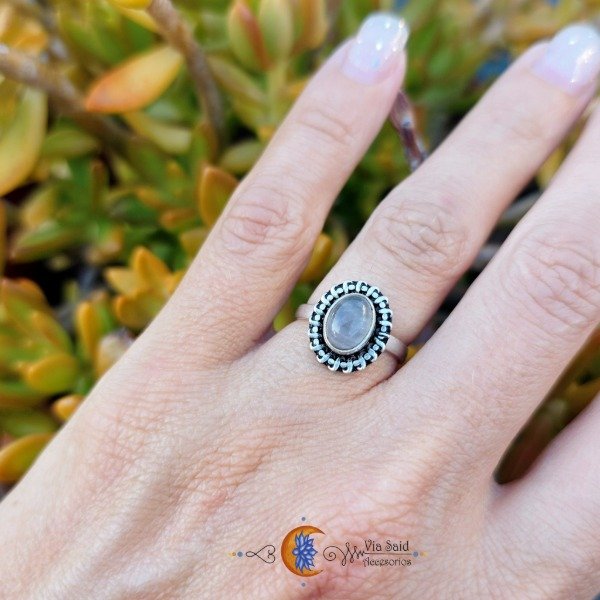 Producto - Anillo Hindú "Vanha" - Cuarzo Rosa (Piedra 7 x 9 mm) / Talle: 16 mm