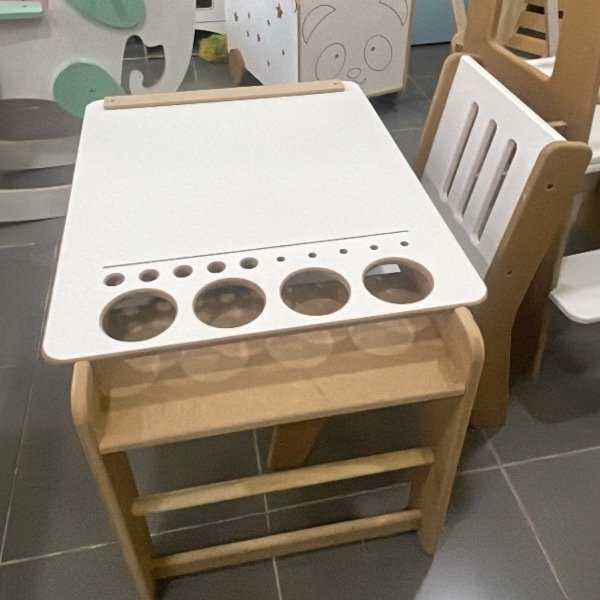 Producto - Mesa de arte + silla