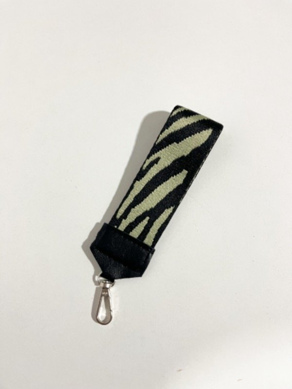 Producto - LLAVERO ZEBRA VERDE