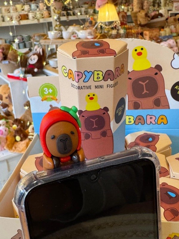 Producto - Accesorio de Capibara (carpincho) para el celu - Sonny angel (Efectivo: 3.600)