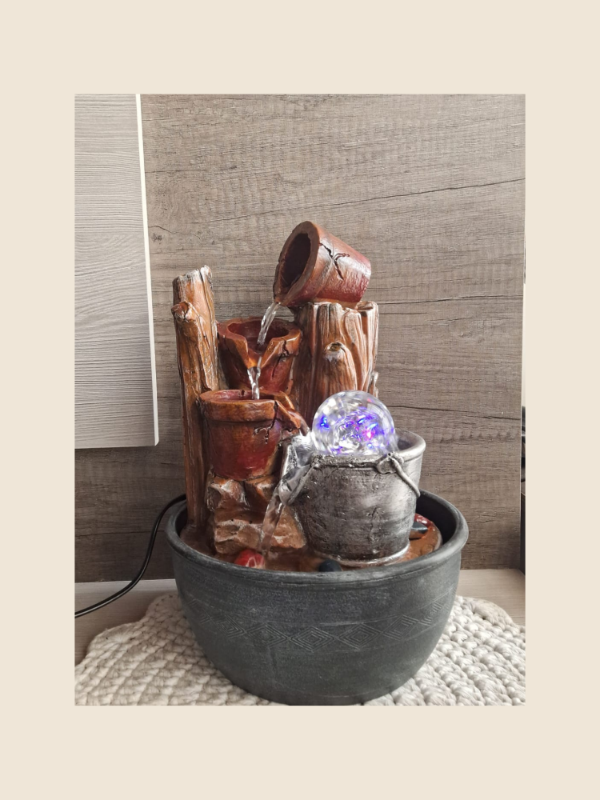 Producto - Fuente de agua "Balde plata"