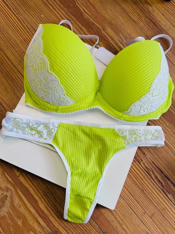 Producto - Conjunto verde