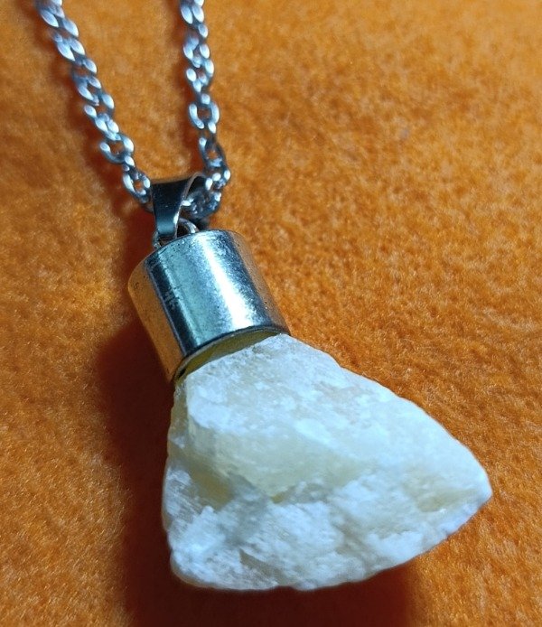 Producto - Collar de Cuarzo Blanco