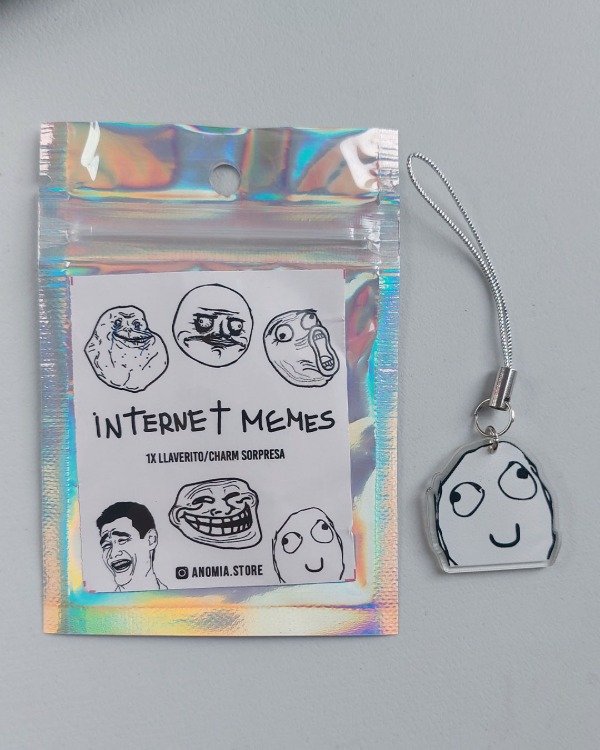 Producto - CHARM SORPRESA MEMES DE INTERNET