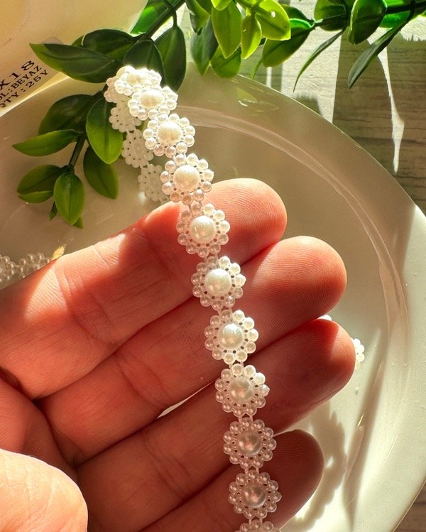 Producto - TIRA DE FLORCITAS PERLADAS