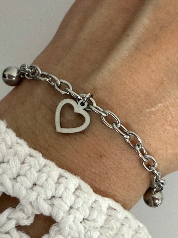 Producto - P661 Pulsera multidijes corazones y bolitas 18 cm