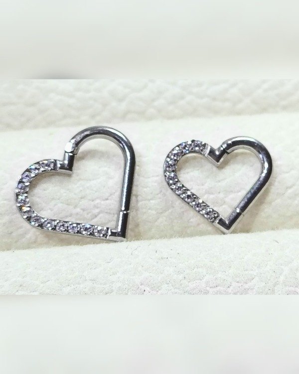Producto - AQ Sin Fin.Corazón Miltistrass Frontal. 1.2mm
