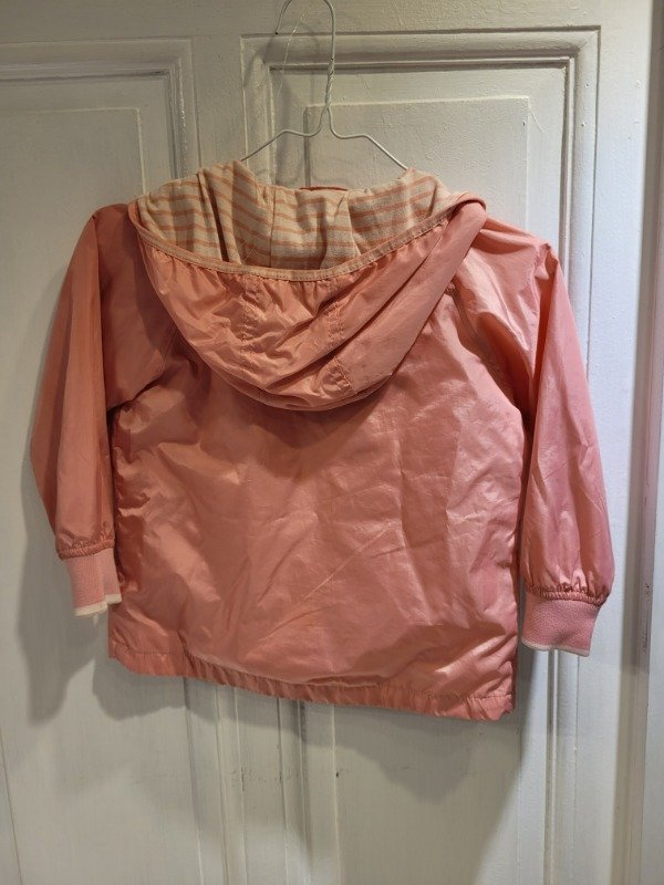 Producto - Rompevientos CHEEKY rosa Talle 4 años - PRECIO: 24X - 2