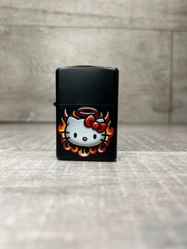 Producto - Encendedor tipo zippo Bencina Kawaii
