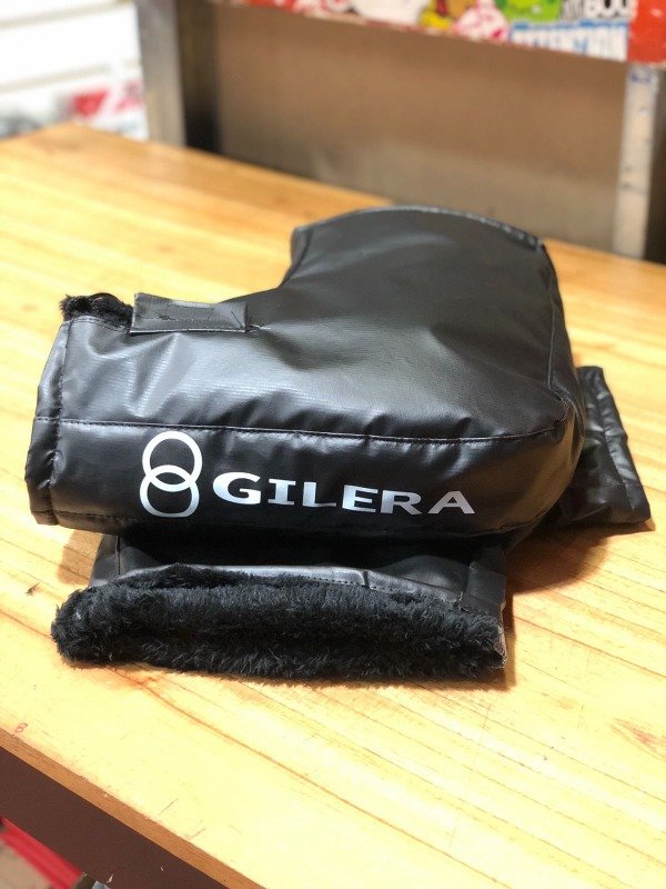 Producto - Cubre Mangas con Corderito Logo Gilera Negro