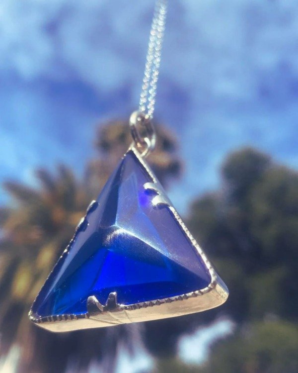 Producto - DIJE ANDARA TRIÁNGULO FACETADO AZUL ELÉCTRICO PLATA 925 - 1
