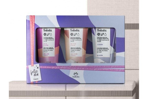 Producto - Cremas Hidratantes Corporal X3 Avellana y Casis, Nuez Pecan y Cacao y Algodon
